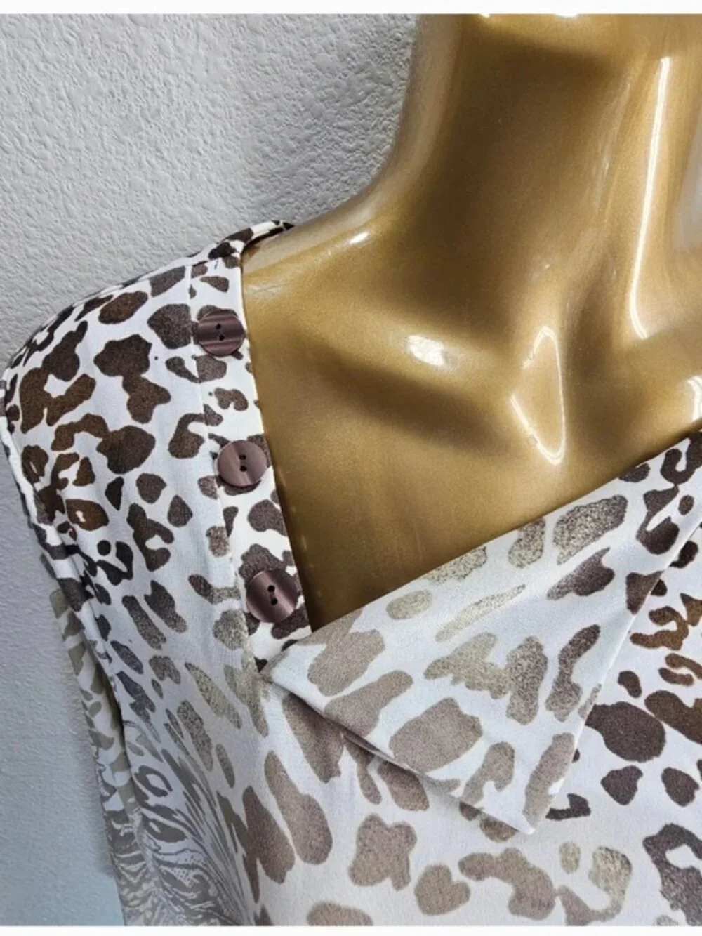 Chico's White Tan Mixed Animal Print Angle Neck Tunic Top size 2